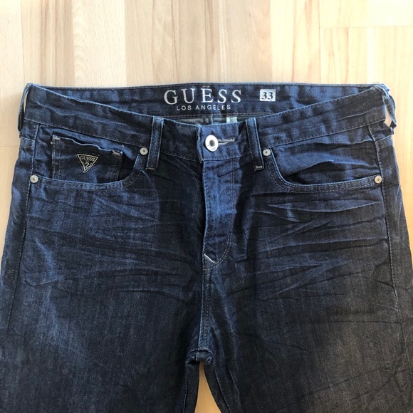 Dark wash guess jeans. - Picture 1 of 4